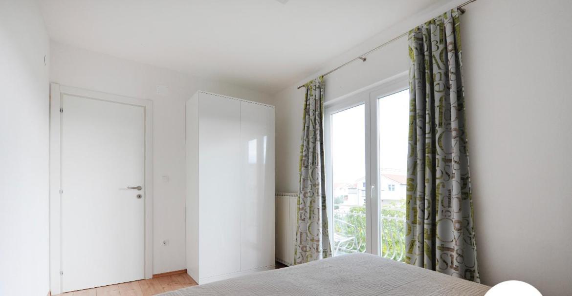 Apartment Udovicic Vodice Exteriér fotografie
